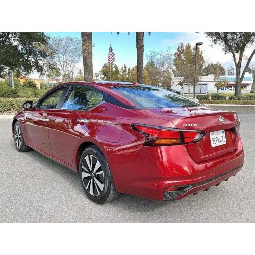 2022 Nissan Altima SV