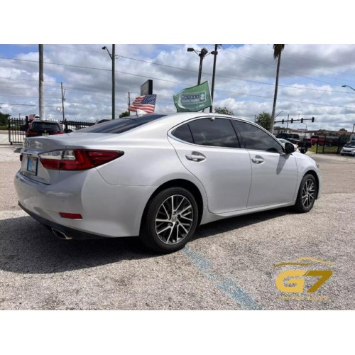 2016 Lexus ES
