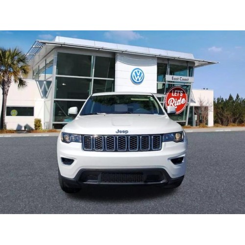 2022 Jeep Grand Cherokee WK Laredo E's photo