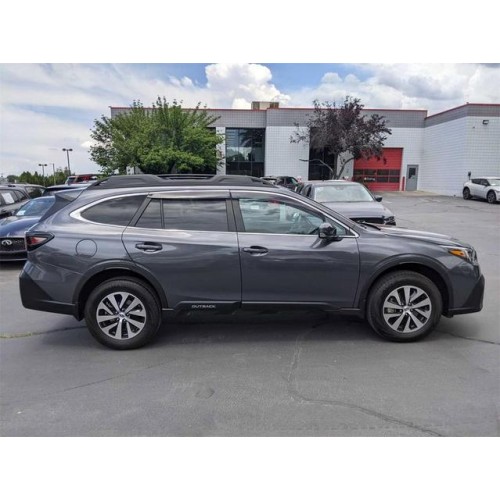 2022 Subaru Outback Premium's photo