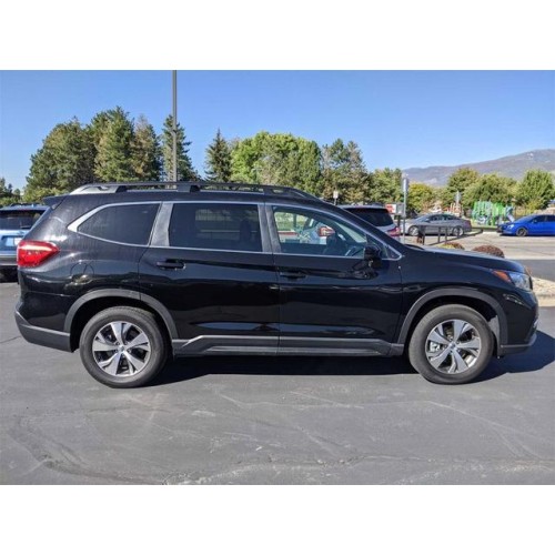 2022 Subaru Ascent Premium's photo