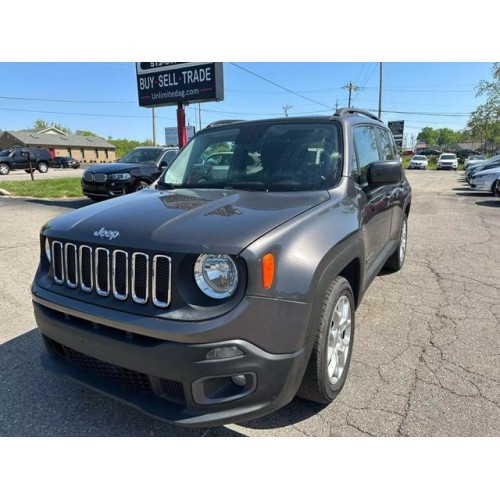 2016 Jeep Renegade Latitude's photo