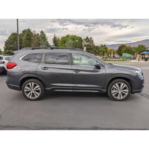 2020 Subaru Ascent Limited's photo