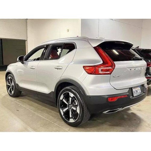 2019 Volvo XC40 Inscription's photo