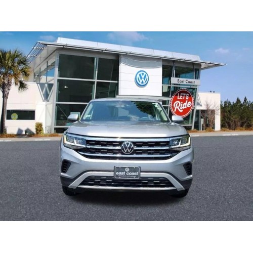 2022 Volkswagen Atlas SE's photo