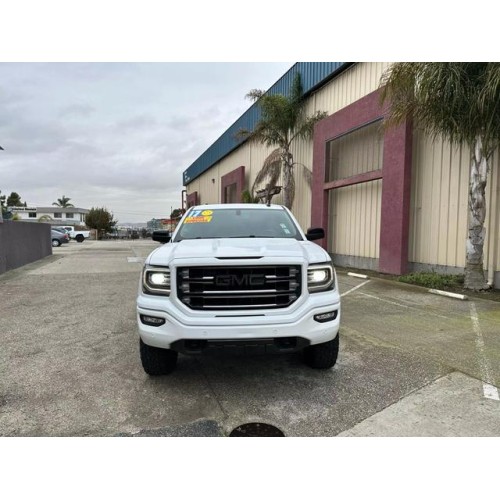 2017 GMC Sierra 1500 SLT's photo