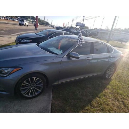 2016 Hyundai Genesis Base's photo