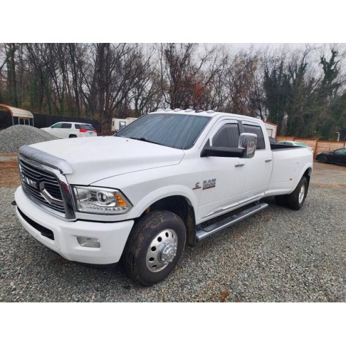 2016 RAM Ram 3500 Pickup Laramie Limited's photo