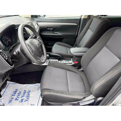 2018 Mitsubishi Outlander LE