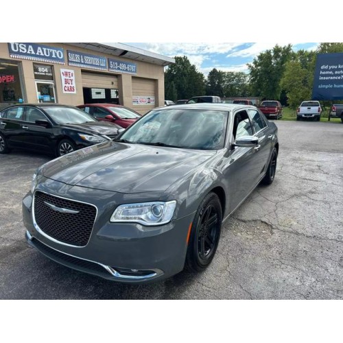 2018 Chrysler 300