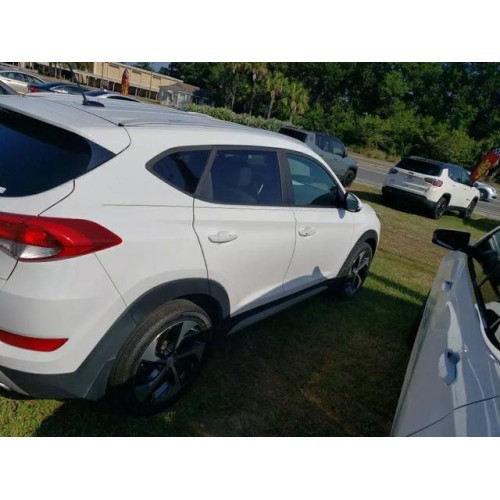 2017 Hyundai Tucson Sport's photo