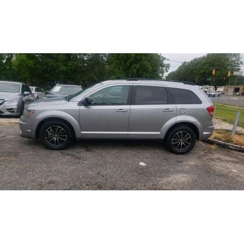 2018 Dodge Journey SE's photo