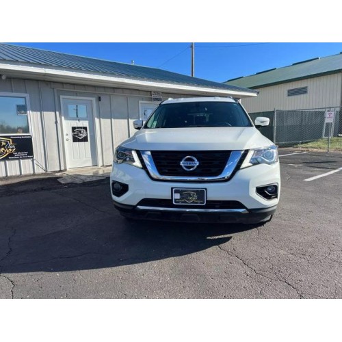2018 Nissan Pathfinder SV