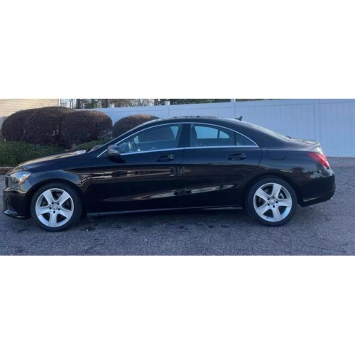 2016 Mercedes-Benz CLA-Class CLA250's photo