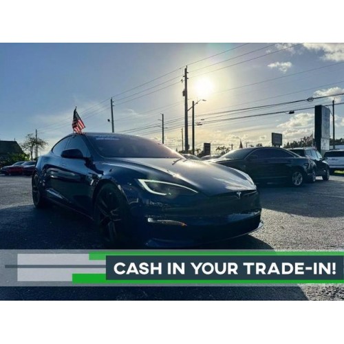2022 Tesla Model S Plaid's photo