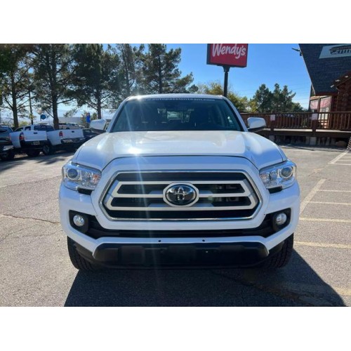 2021 Toyota Tacoma SR5's photo