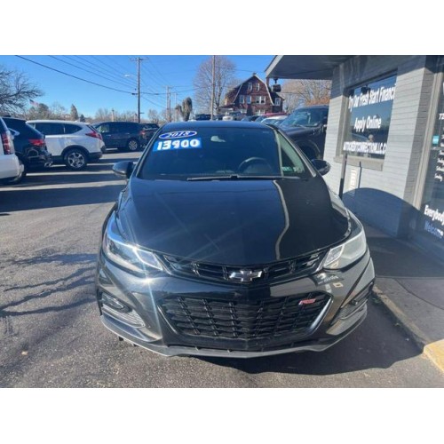 2018 Chevrolet Cruze LT's photo