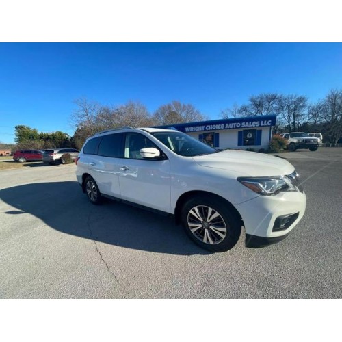 2018 Nissan Pathfinder SV