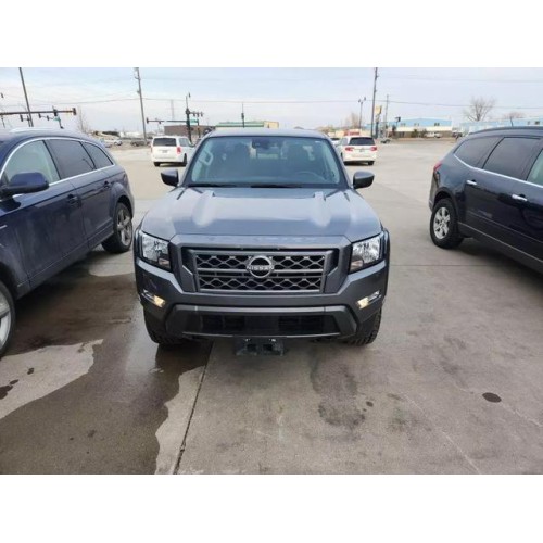 2022 Nissan Frontier SV's photo