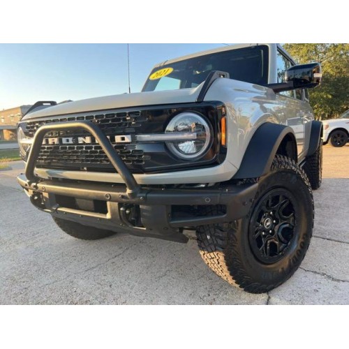 2021 Ford Bronco 4-Door First Edition's photo