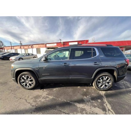 2020 GMC Acadia SLE's photo
