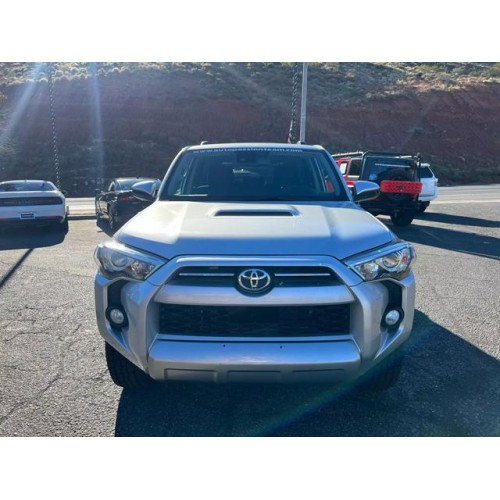 2020 Toyota 4Runner Off-Road's photo