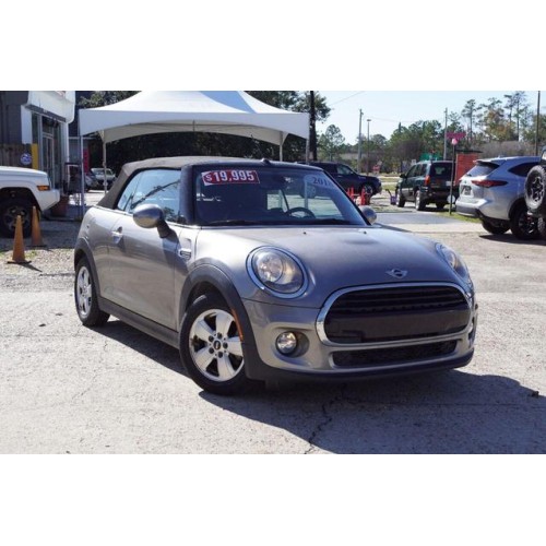 2018 MINI Cooper Base's photo