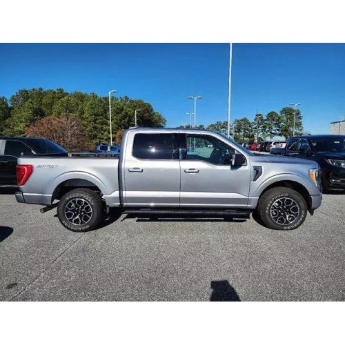 2021 Ford F-150 XLT's photo