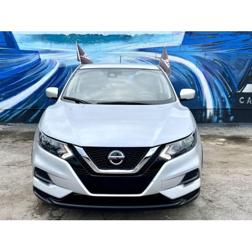 2021 Nissan Rogue Sport S's photo