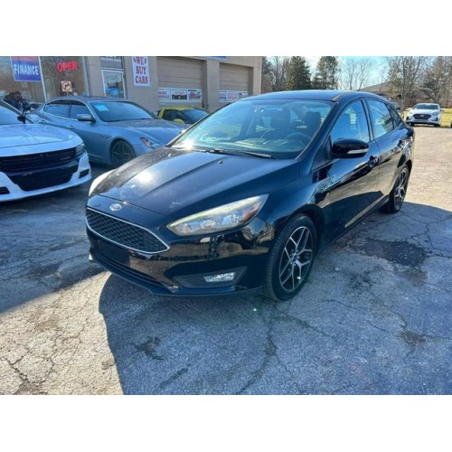 2017 Ford Focus SEL's photo